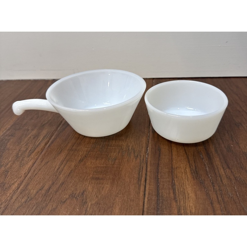 Vintage Anchor Hocking Fire King Milk Glass Soup Bowl with Handle 6oz Set Lot 2